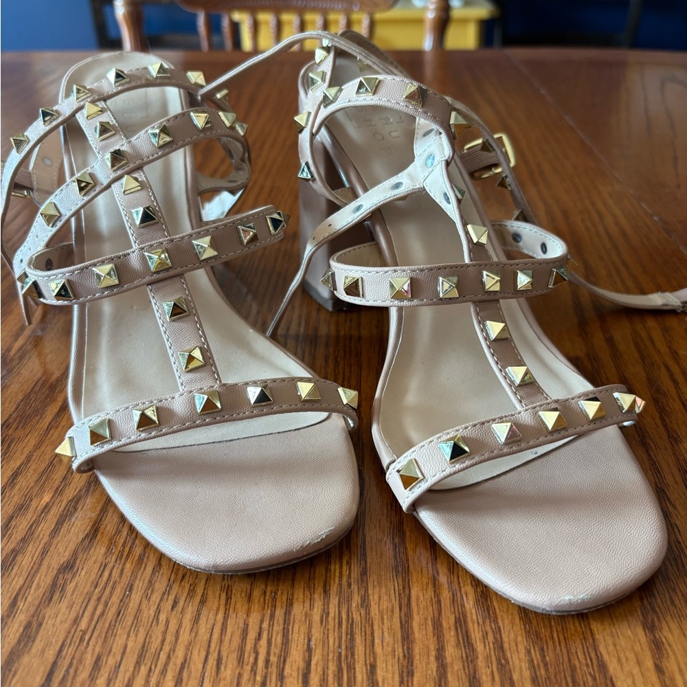 Rockstud Strappy Sandals - Beige and Gold